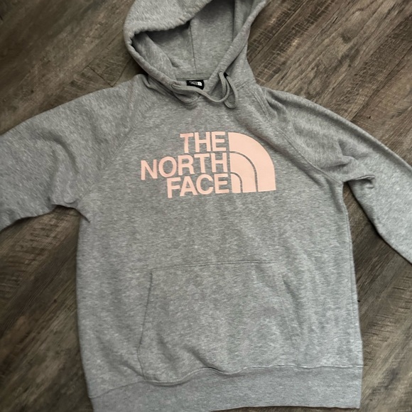 Woman’s North Face Hoodie - Picture 1 of 3